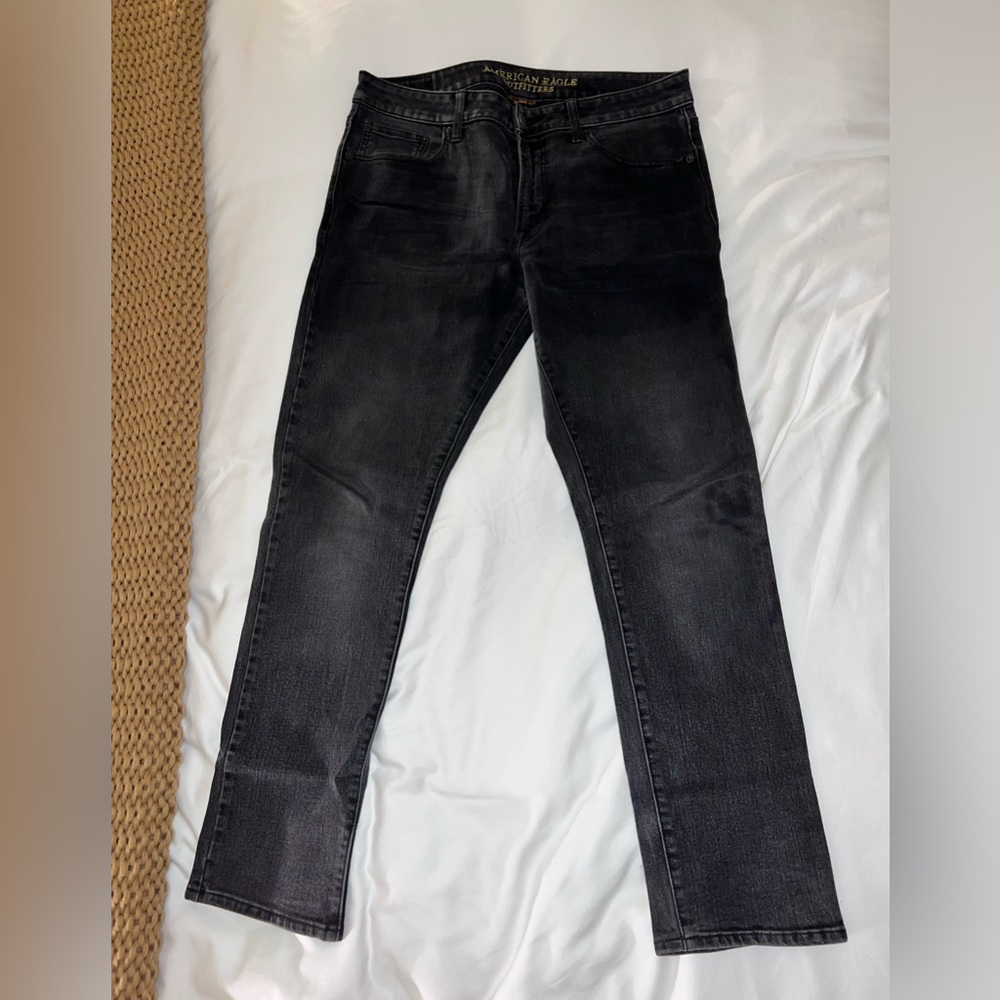Like New American Eagle Slim Fit Jeans